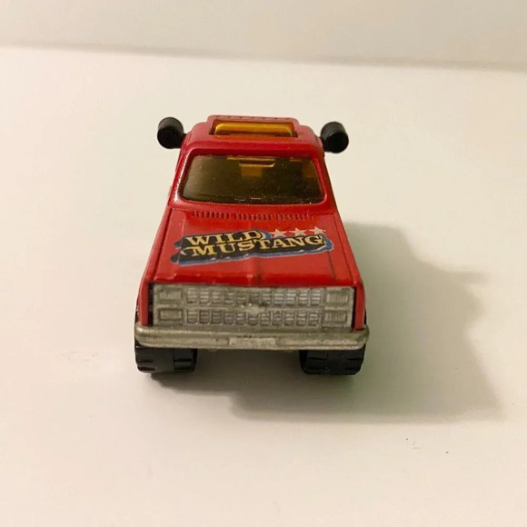 Vintage Majorette Depanneuse Red Wild  Mustang Truck Made in France - Picture 8 of 10